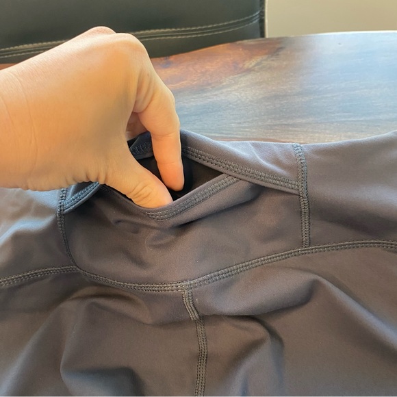 Nice Mesh Side Panel Yoga & Pilates Athletic Leggings Capri Length Pocket M - Picture 8 of 12